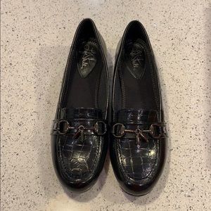 Life Stride Black Loafers